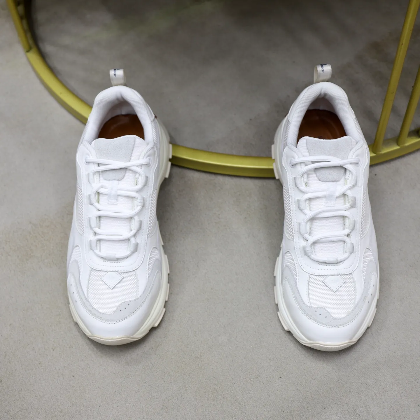 Factory price: 💰520Loropiana LP men's shoes ♞size; 38-44 "45.46 customization" cowhide stitching. It is really easy to wear, lazy, loose, casual, perfect comfort. There are many color choices, and they all look good with clothes. Is it true that Loropiana can bring social value? “Loropiana is the best thing money can buy”